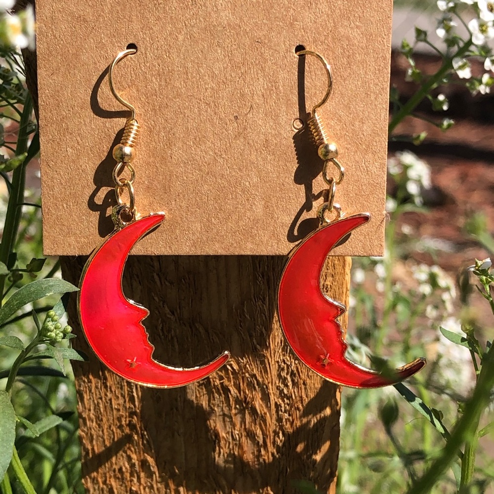 Moon Earrings 🌙